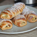 Булочка с яблоком и корицей (Ремесленный)
